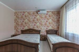 Изображение Изображение гостиницы "Гостевой дом «Бриз 3»" #12 #4