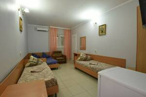 Изображение Изображение гостиницы "Гостевой дом «Сюзана»" #10 #2