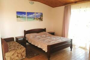 Изображение Изображение гостиницы "Частный дом на Красных Партизан 37 «Б»" #7 #4