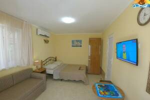 Изображение Изображение гостиницы "Гостевой дом «Морская 10»" #13 #5