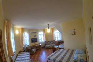 Изображение Изображение гостиницы "Гостевой дом «Каштан»" #18 #10