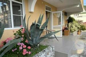 Изображение Изображение гостиницы "Гостевой дом «Эмилия»" #11 #3