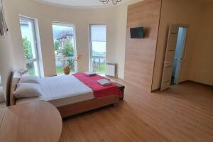 Изображение Изображение гостиницы "Гостевой дом «Малахит»" #14 #6