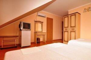 Изображение Изображение гостиницы "Гостевой дом «Алина»" #11 #3