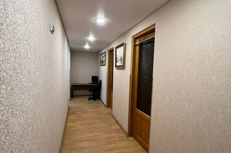 Изображение Изображение квартиры / апартамента "Трехкомнатная квартира в центре" #10 #8