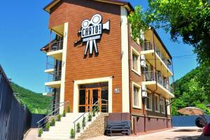 Изображение отеля / гостиницы "Кино-отель «Снято»"