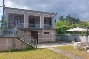 Изображение квартиры "Коттедж в центре Гудауты"