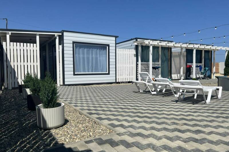 Изображение Изображение отеля / гостиницы "Домики с бассейном «На море и точка»" #11 #9