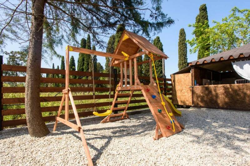 Изображение Изображение отеля / гостиницы "Эко-комплекс «Эмилия»" #11 #9