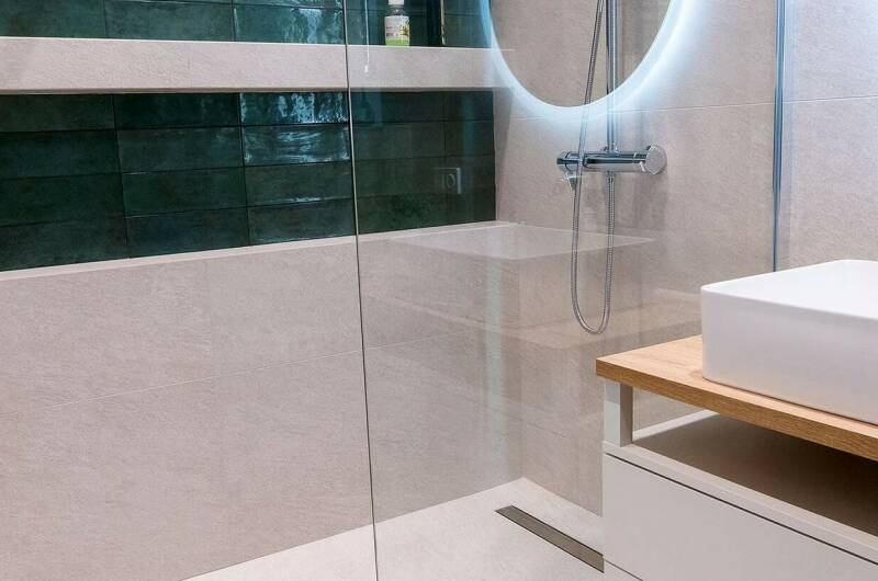 Изображение Изображение квартиры / апартамента "Дизайнерская мансарда в 150 метрах от моря" #11 #9