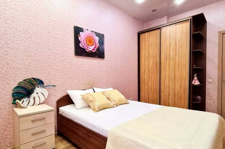 Изображение Изображение квартиры &quot;Квартира у парка Фрунзе и горпляжа&quot; #5 #5