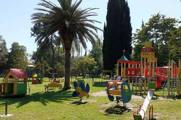 Изображение Изображение квартиры / апартамента "Двухкомнатная квартира в центре Пицунды" #11 #9