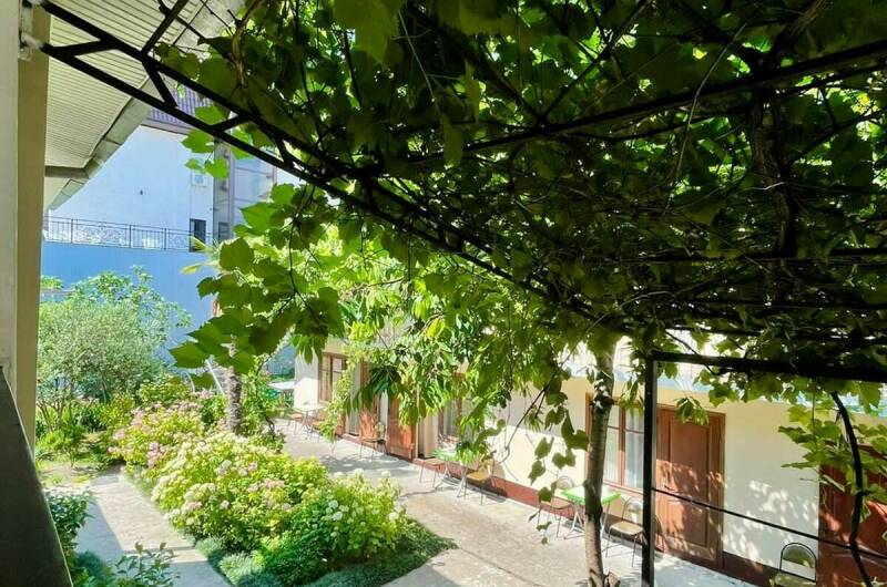 Изображение Изображение отеля / гостиницы "Частный дом «Тенистый дворик»" #10 #8