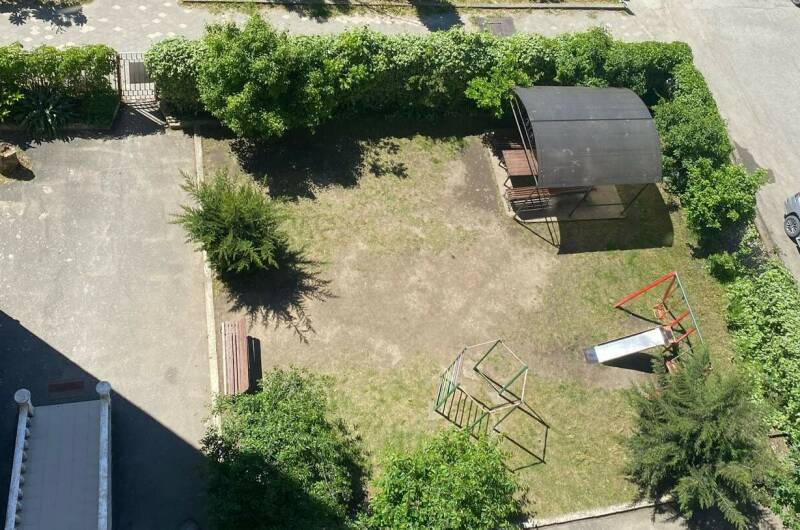 Изображение Изображение квартиры / апартамента "3-х комнатная квартира в центре Сухума" #11 #9