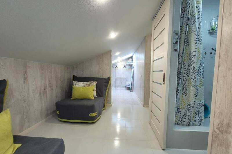 Изображение Изображение квартиры "Уютная мансарда с новой мебелью" #2 #2