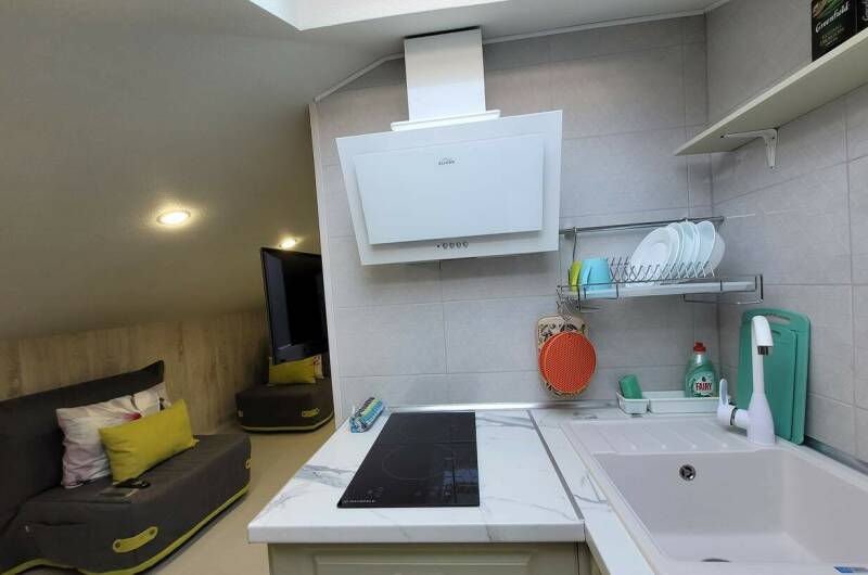 Изображение Изображение квартиры "Уютная мансарда с новой мебелью" #8 #8