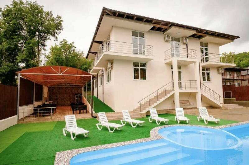 Изображение Изображение гостиницы "Гостевой дом «Изумрудные холмы»" #1 #1