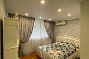 Изображение квартиры "2-х комнатная квартира в центре у моря"