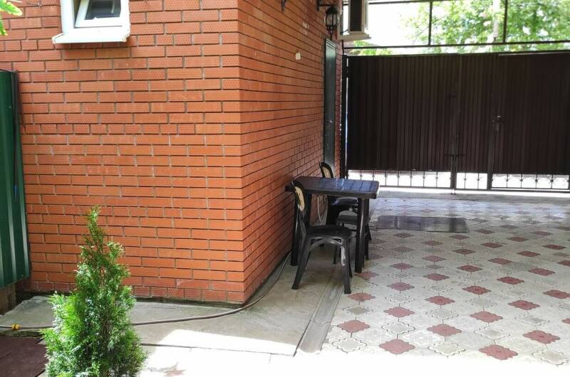 Изображение Изображение отеля / гостиницы "Гостевой дом на ул. С. Романа" #10 #8