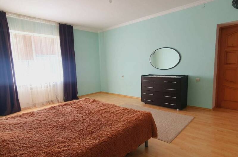 Изображение Изображение квартиры / апартамента "Этаж под ключ на Солнечной" #11 #9