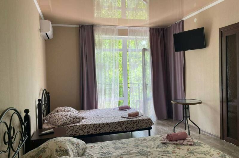 Изображение Изображение гостиницы &quot;Гостевой дом «Агрия-Джем 213 Б &amp; Три звезды»&quot; #2 #2