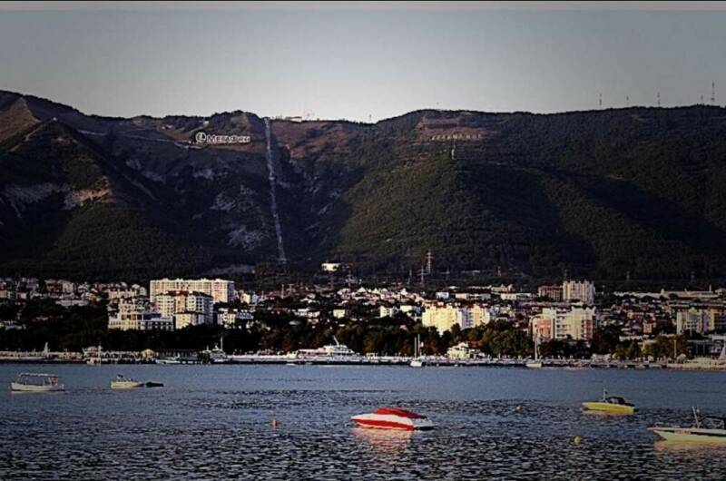 Изображение Изображение квартиры "Двухкомнатная квартира с видом на море" #2 #2