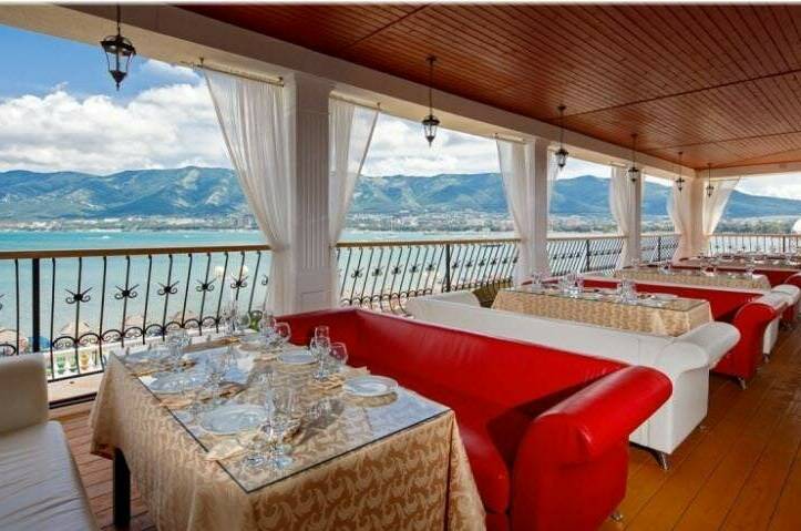 Изображение Изображение квартиры "Трехкомнатная квартира у моря" #8 #8