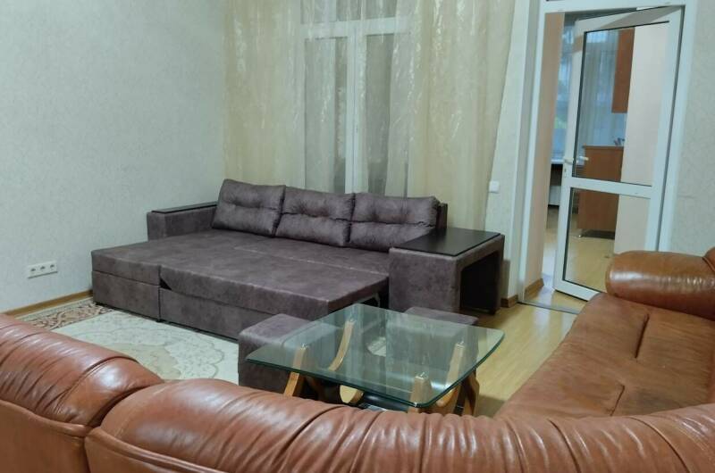 Изображение Изображение квартиры &quot;Трёхкомнатная квартира со своим двором&quot; #3 #3