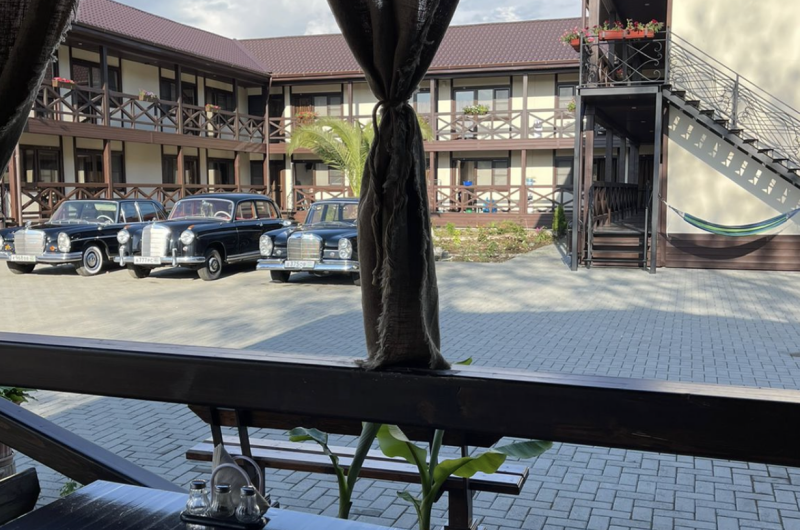 Изображение Изображение отеля / гостиницы "Гостевой дом «Три Павлина»" #10 #8