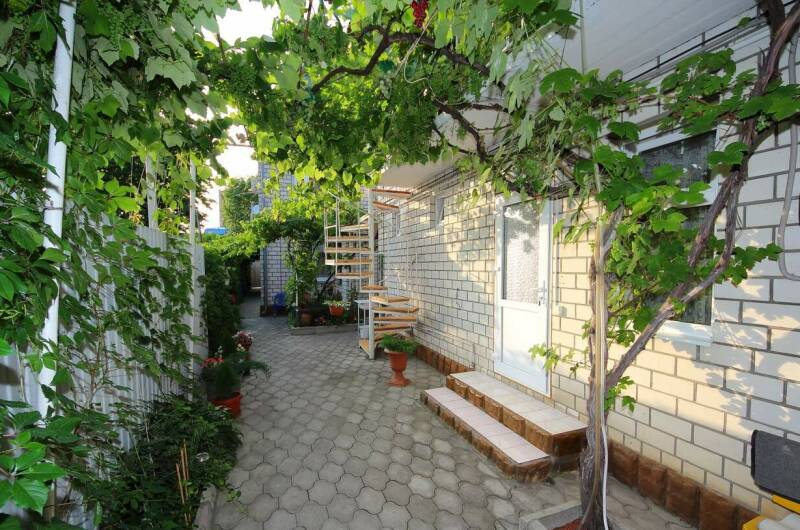 Изображение Изображение гостиницы &quot;Гостевой дом на Тургенева 98 «Б»&quot; #1 #1