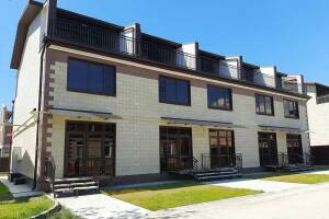 Изображение Семейный таунхаус в морском стиле #4