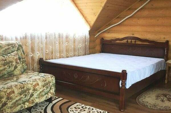 Изображение Изображение квартиры / апартамента "Деревянный дом на Краснодарской до 9 гостей" #11 #9