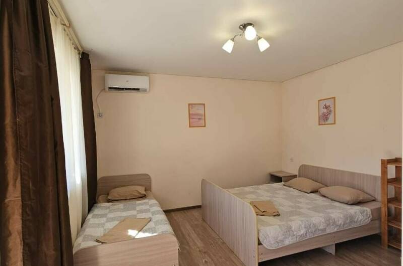 Изображение Изображение отеля / гостиницы "Гостевые домики" #10 #8