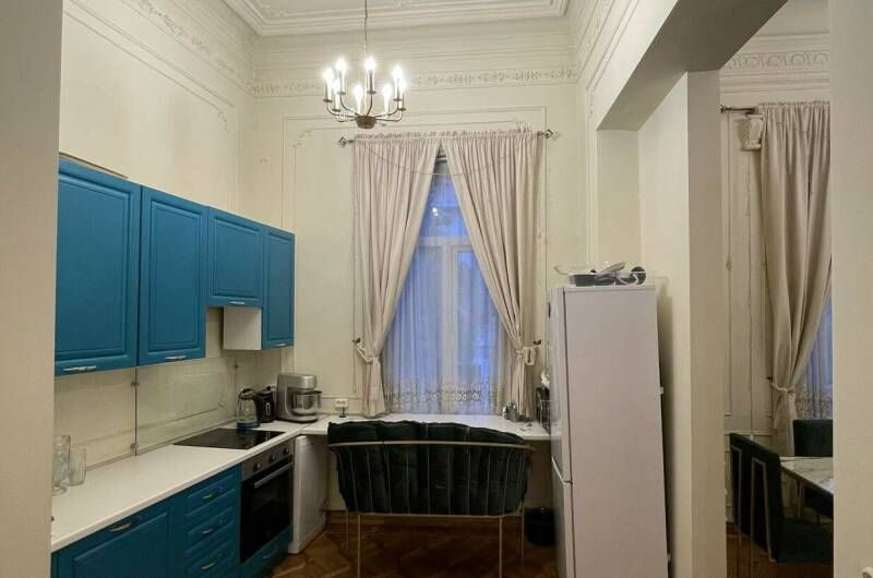 Изображение Изображение квартиры "Роскошные апартаменты в историческом здании" #4 #4