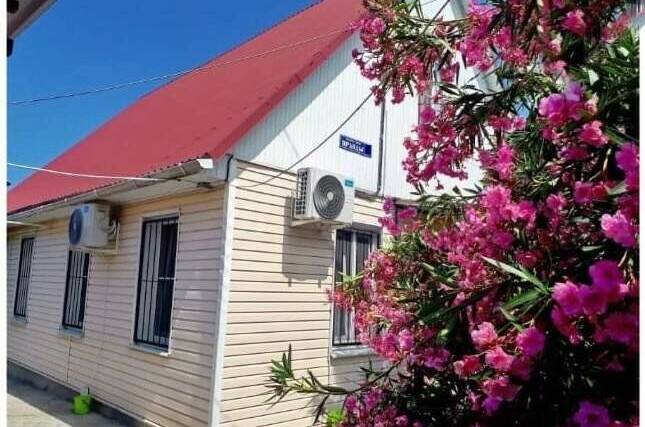 Изображение Изображение квартиры "Комната в частном доме у моря" #8 #8