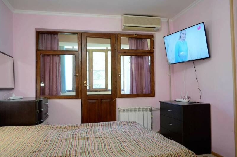 Изображение Изображение квартиры "Однокомнатная квартира в самом центре" #8 #8