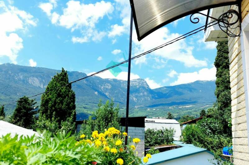 Изображение Изображение квартиры "Этаж под ключ с видом на море и горы" #4 #4