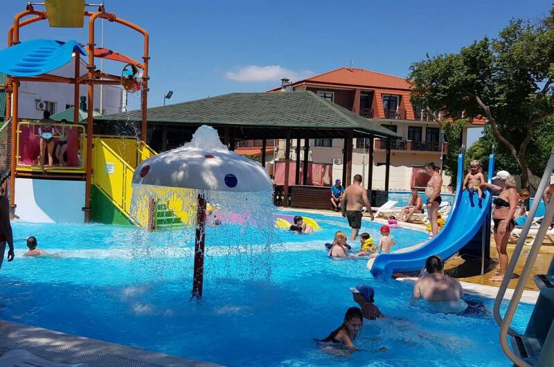 Изображение Изображение отеля / гостиницы "Гостевые дома «Катрина»" #10 #8