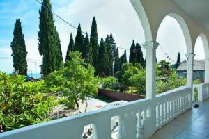 Изображение отеля / гостиницы "Гостевой дом «Отдых у Людмилы»"