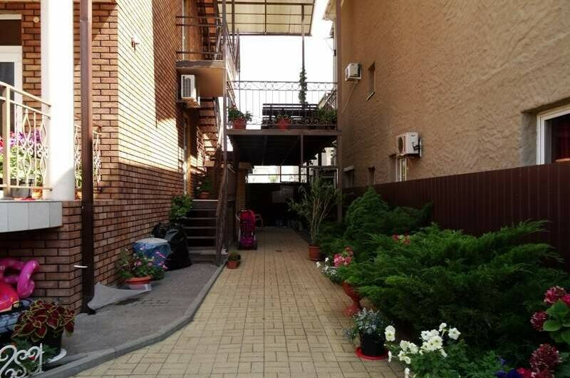 Изображение Изображение гостиницы "Гостевой дом «На Лазурной 10»" #2 #2