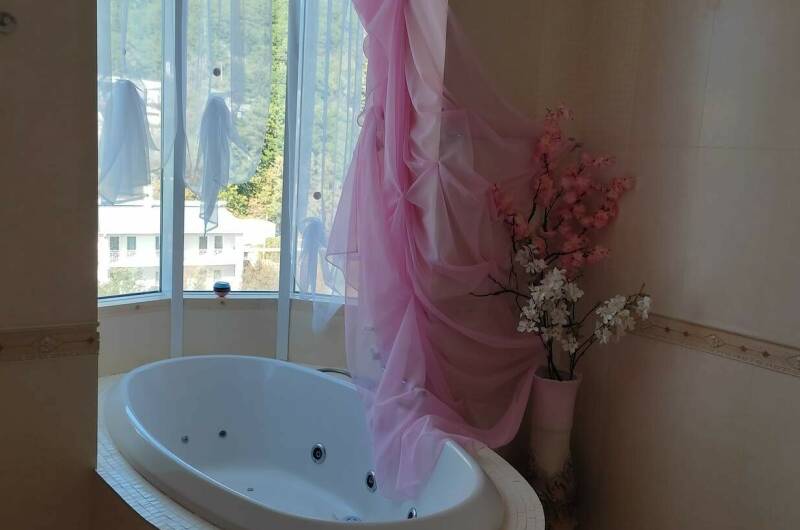 Изображение Изображение гостиницы &quot;Апартаменты с бассейном «Respect Bashnya»&quot; #7 #7