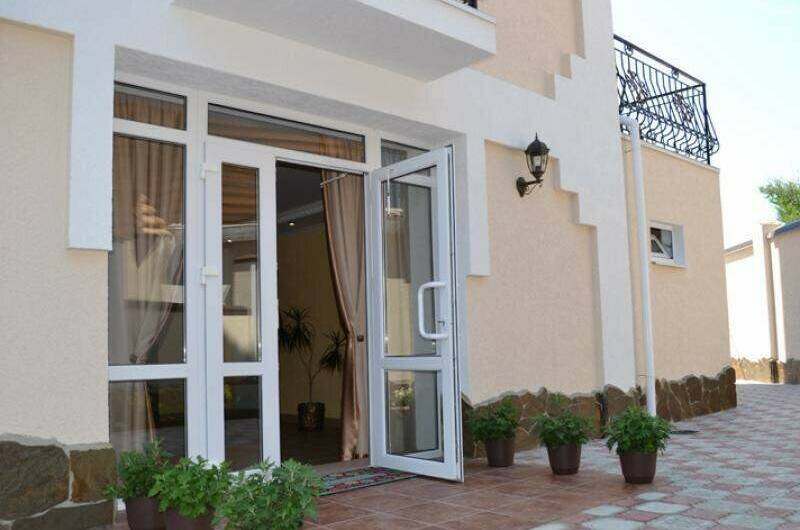 Изображение Изображение гостиницы &quot;Коттедж семейного отдыха «Крымские друзья»&quot; #2 #2