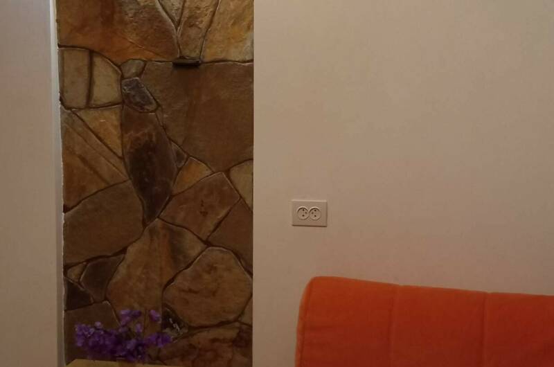 Изображение Изображение квартиры "Двухкомнатная квартира в частном доме" #7 #7