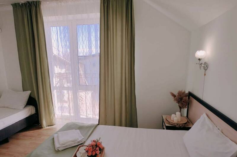 Изображение Изображение отеля / гостиницы "Гостевой дом «Дива»" #11 #9