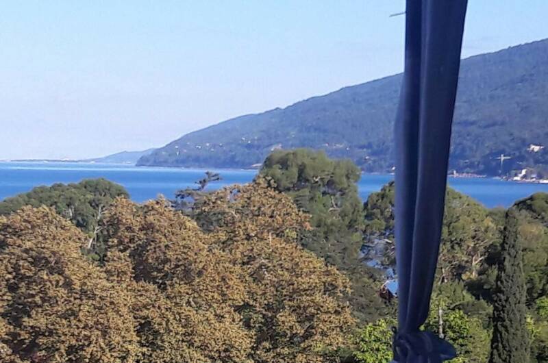 Изображение Изображение отеля / гостиницы "Прекрасный дом с видом на море" #10 #8