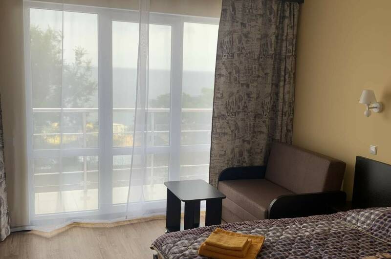 Изображение Изображение гостиницы &quot;Гостевой дом на Черноморской Набережной 2К&quot; #4 #4