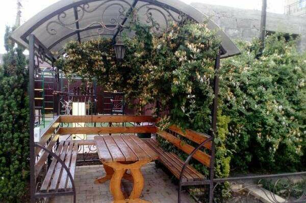 Изображение Изображение отеля / гостиницы "Гостевой дом «Афина»" #11 #9