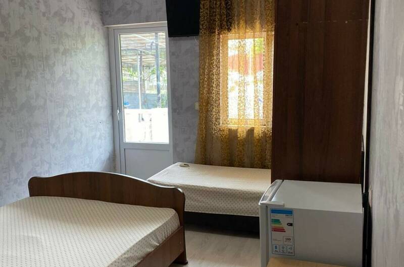 Изображение Изображение гостиницы &quot;Частный сектор «Эсмеральда»&quot; #6 #6