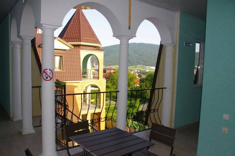 Изображение Изображение отеля / гостиницы "Гостевой дом «Уютное местечко Суфо»" #11 #9