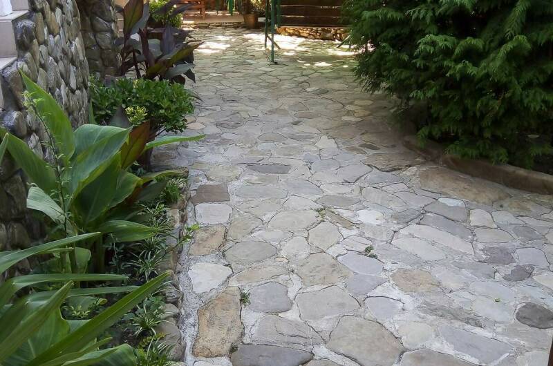 Изображение Изображение отеля / гостиницы "Гостевой дом «Альпийская горка»" #10 #8